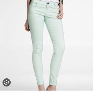 Express mint colored skinny jeans 🦄